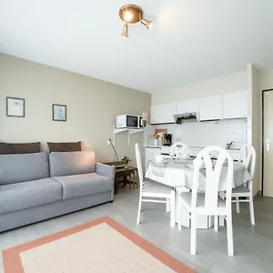 Residentie Astrid-1 Apartment Bredene